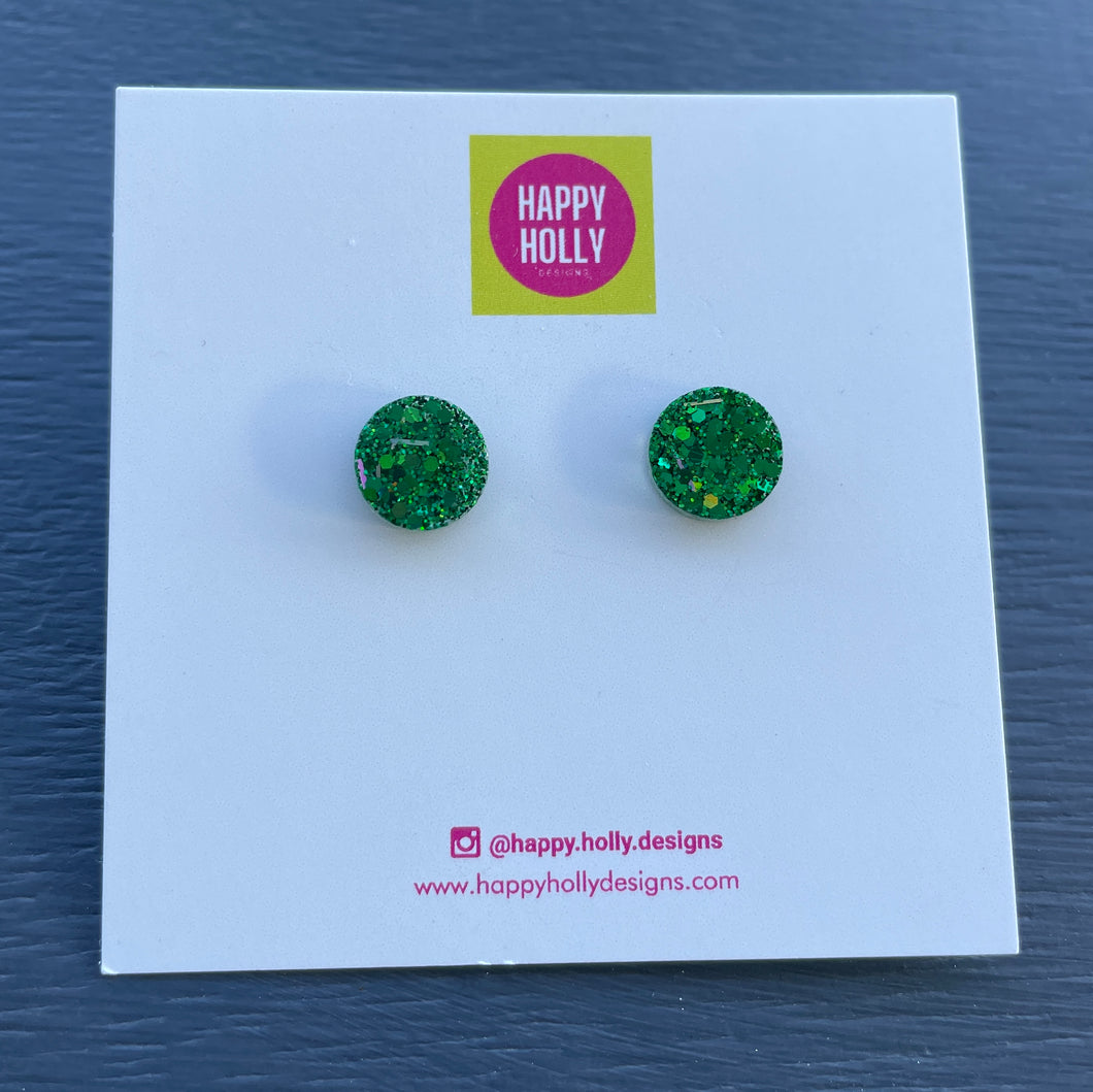 Round earrings 8mm - green glitter